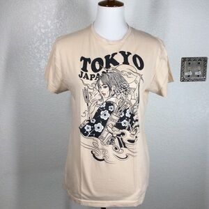 LCM International Tokyo Japan Fox Archer Girl Graphic T-shirt Top Size Medium